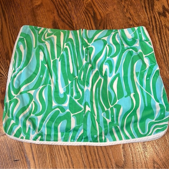 Lilly Pulitzer Tierney Skort in Finders Keepers size 10 EUC - Picture 7 of 7
